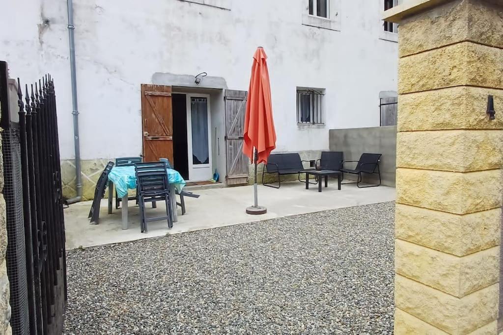 Apartamento Le Repos De Pyrene Ardiège Exterior foto